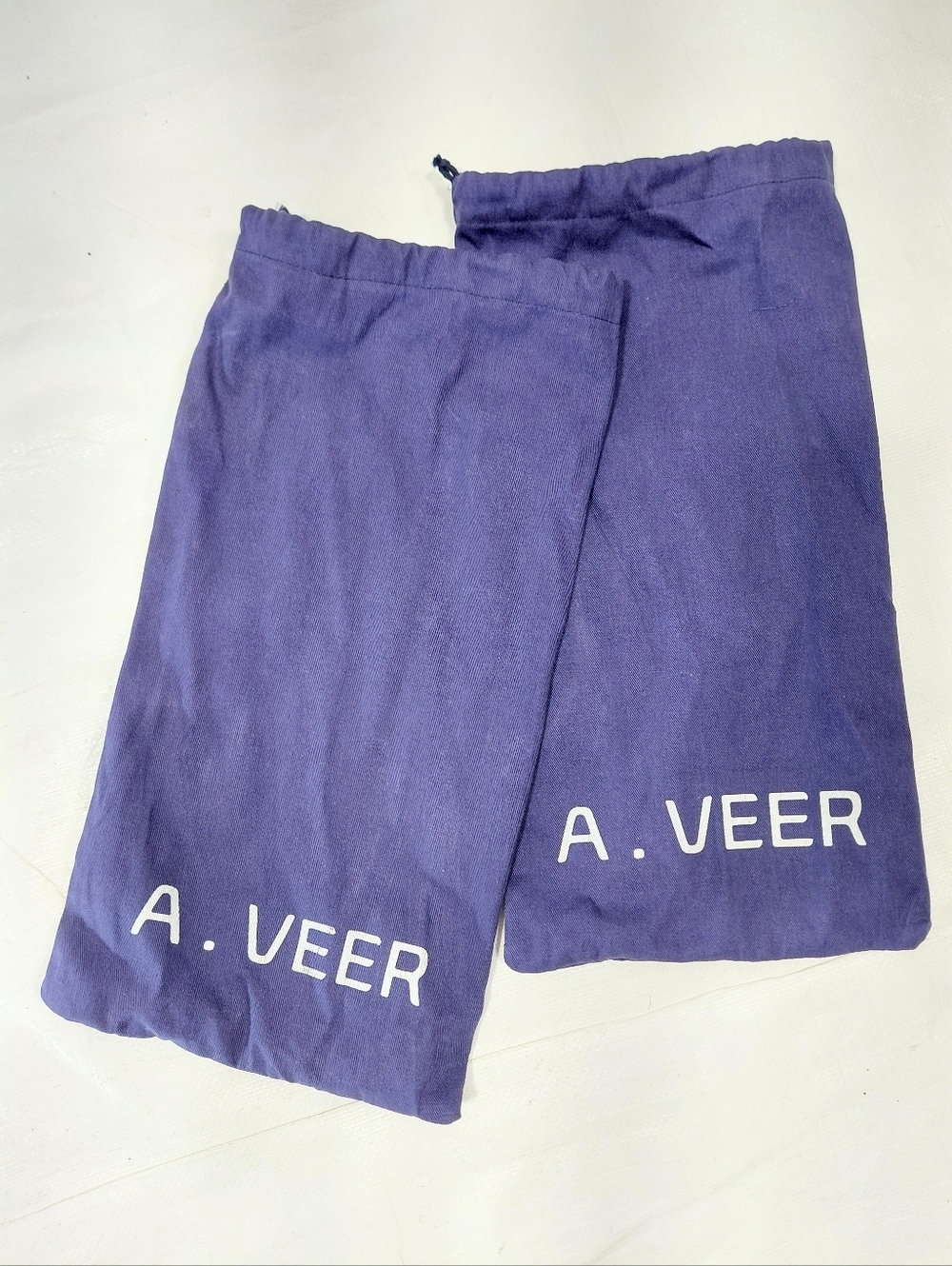 A. Veer Purple Dust Cover Drawstring Pouch Bags